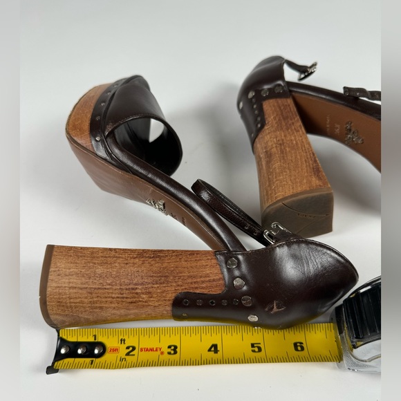 Prada platform sandals, beautiful brown color, authentic w/ 2 Prada dust bags - Picture 7 of 13
